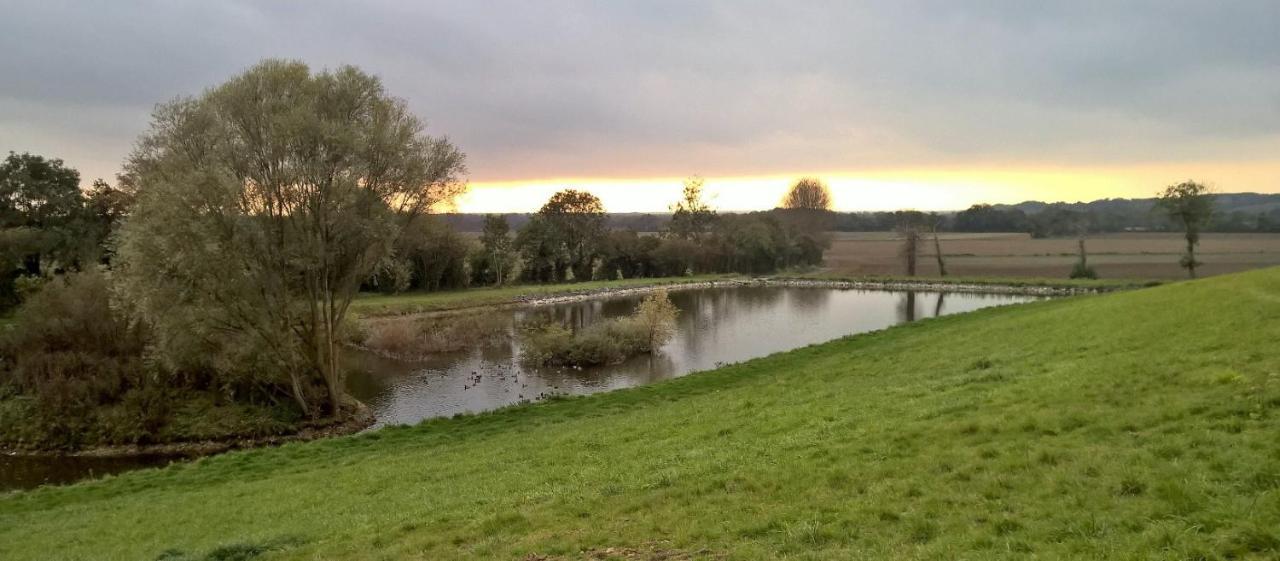 Grand Gite De La Ferme De La Tourelle Longues-sur-Mer Eksteriør bilde